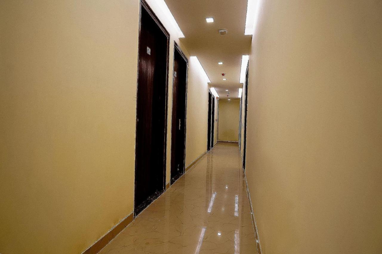Hotel O Olive Saffron Delhi  Exterior foto