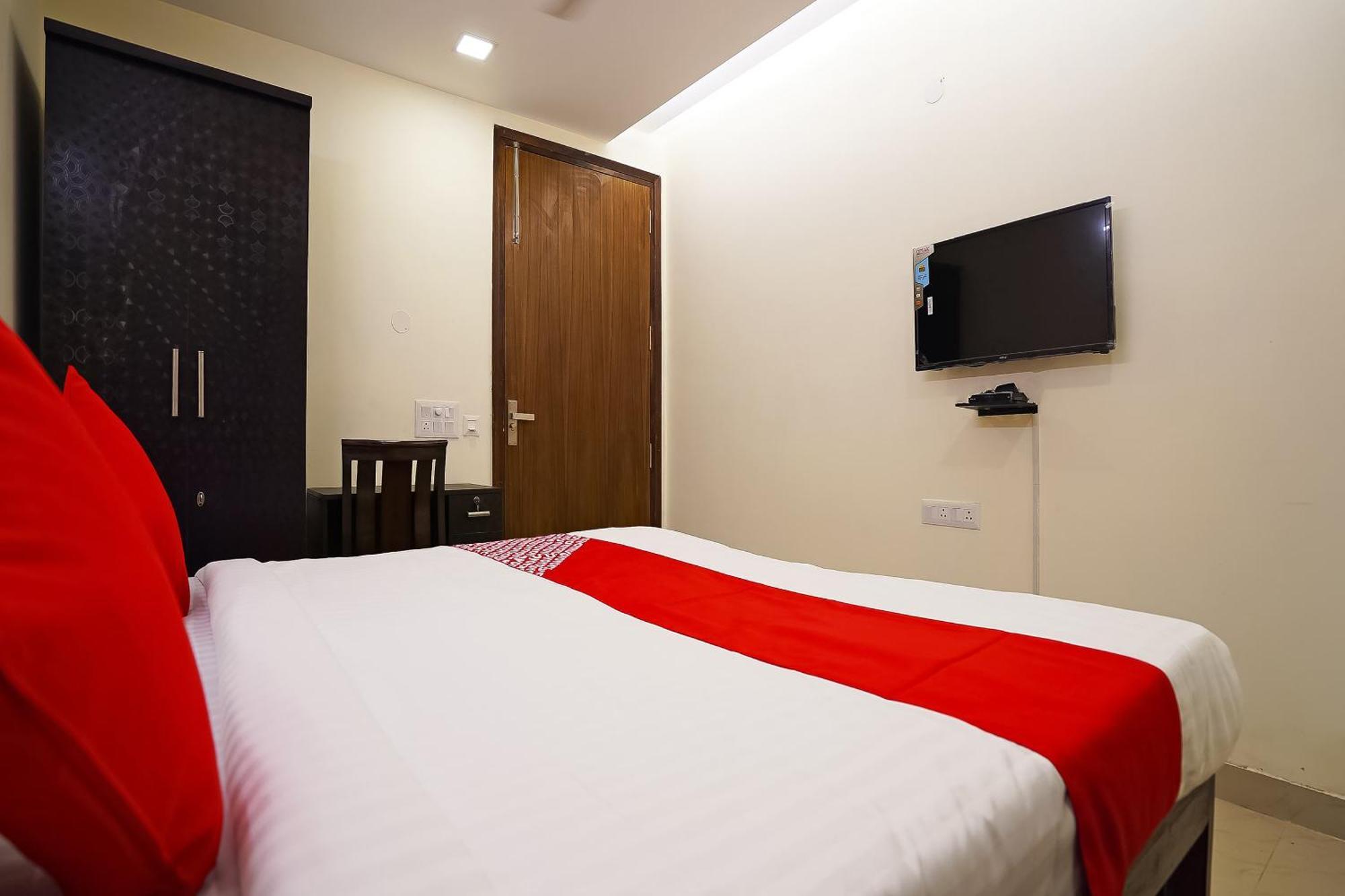 Hotel O Olive Saffron Delhi  Exterior foto