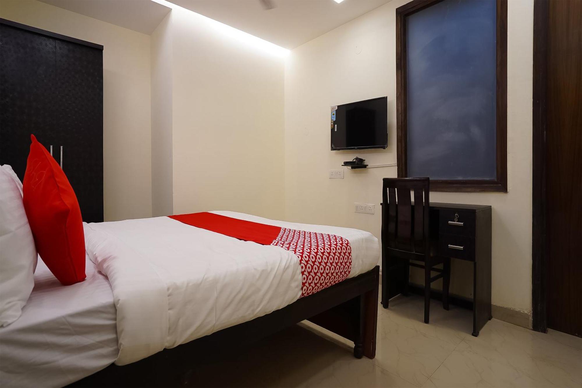 Hotel O Olive Saffron Delhi  Exterior foto